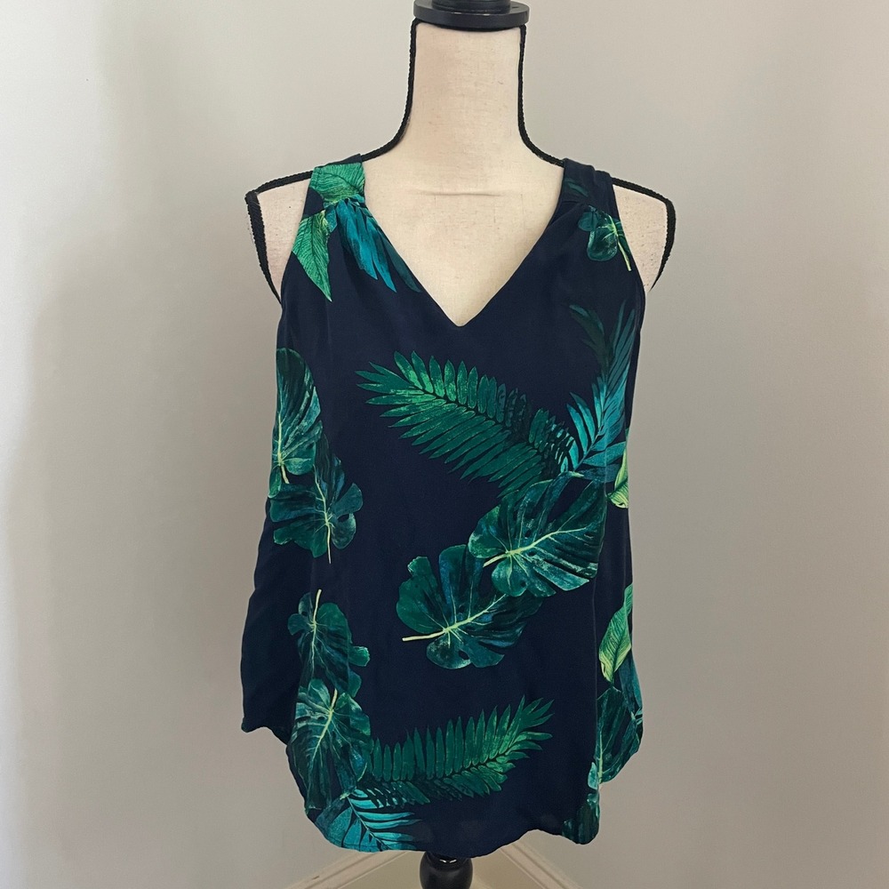 Old Navy Blouse Small Tropical Palm Leaf V-Neck Sleeveless Navy Green Beachy Top